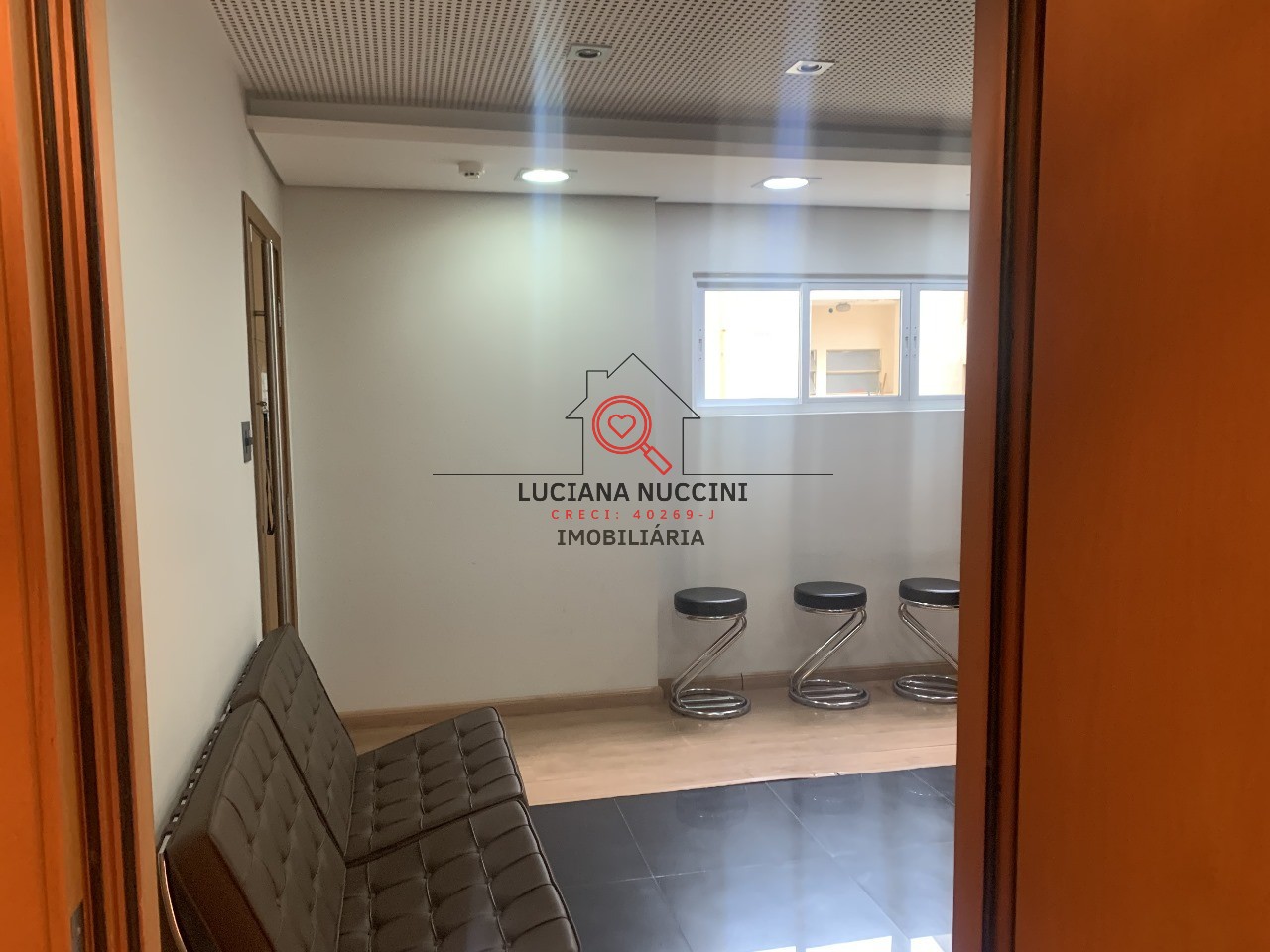 Conjunto Comercial à Venda em Bela Vista, São Paulo-SP: 4 Salas, 2 Banheiros, 2 Vagas - 145,92 m²