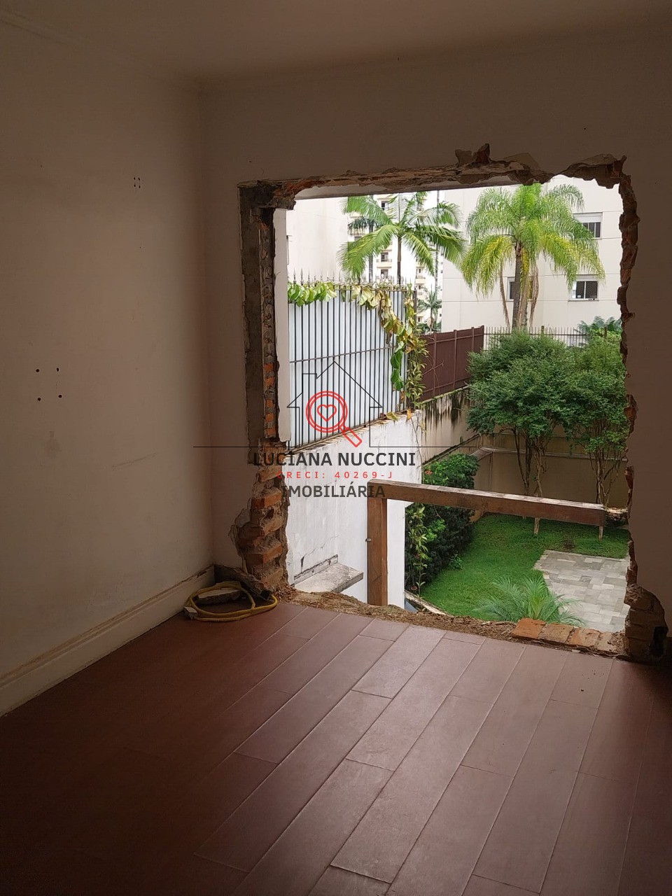 Casa Comercial para Locação em São Paulo-SP, Bairro Paraíso: 2 Quartos, 2 Salas, 1 Vaga de Garagem, 156m²Área