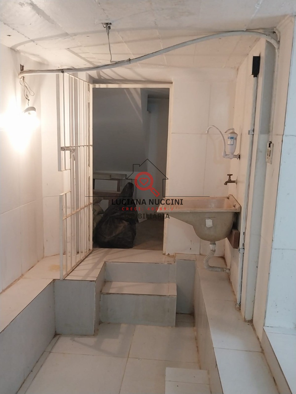 Casa Comercial para Locação em São Paulo-SP, Bairro Paraíso: 2 Quartos, 2 Salas, 1 Vaga de Garagem, 156m²Área