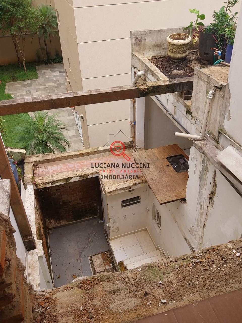 Casa Comercial para Locação em São Paulo-SP, Bairro Paraíso: 2 Quartos, 2 Salas, 1 Vaga de Garagem, 156m²Área