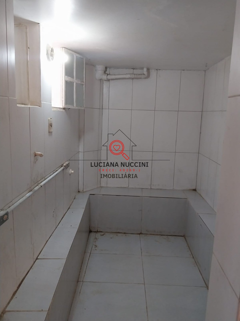 Casa Comercial para Locação em São Paulo-SP, Bairro Paraíso: 2 Quartos, 2 Salas, 1 Vaga de Garagem, 156m²Área