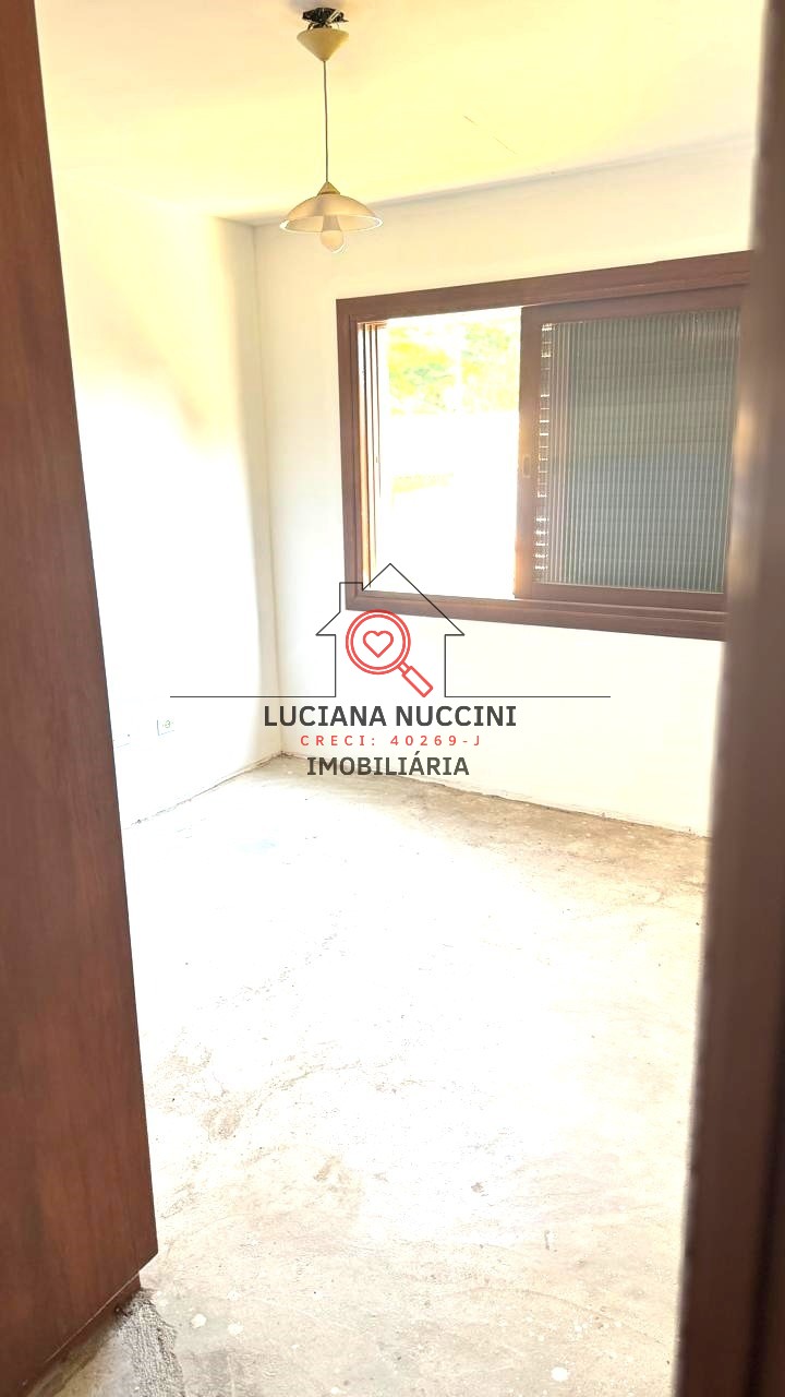 Belíssima casa de 4 dormitórios e 3 suítes para locação no Jardim Cordeiro