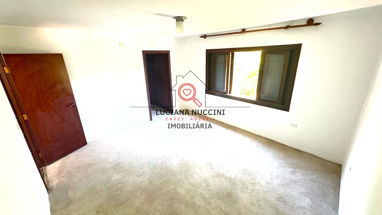 Belíssima casa de 4 dormitórios e 3 suítes para locação no Jardim Cordeiro
