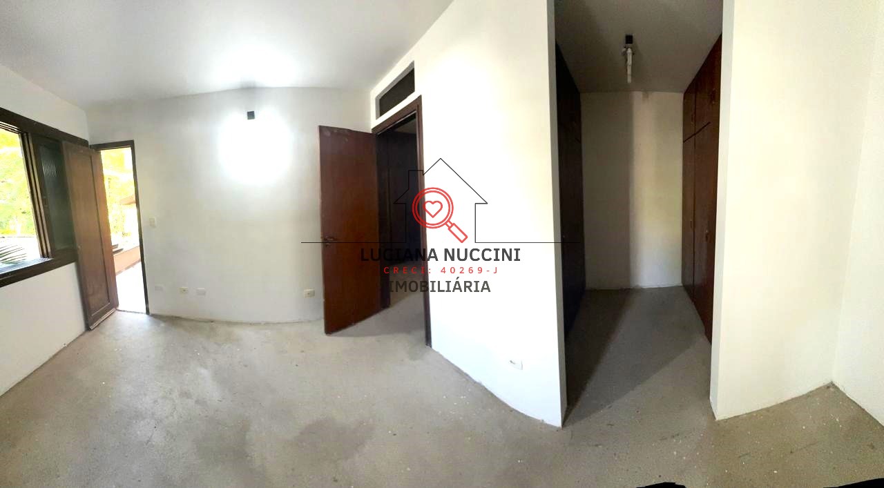 Belíssima casa de 4 dormitórios e 3 suítes para locação no Jardim Cordeiro