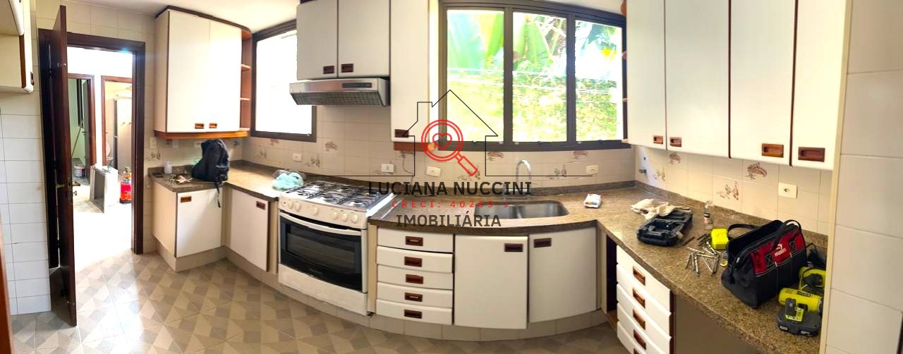 Belíssima casa de 4 dormitórios e 3 suítes para locação no Jardim Cordeiro