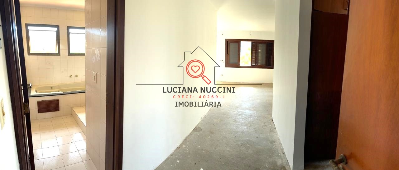 Belíssima casa de 4 dormitórios e 3 suítes para locação no Jardim Cordeiro