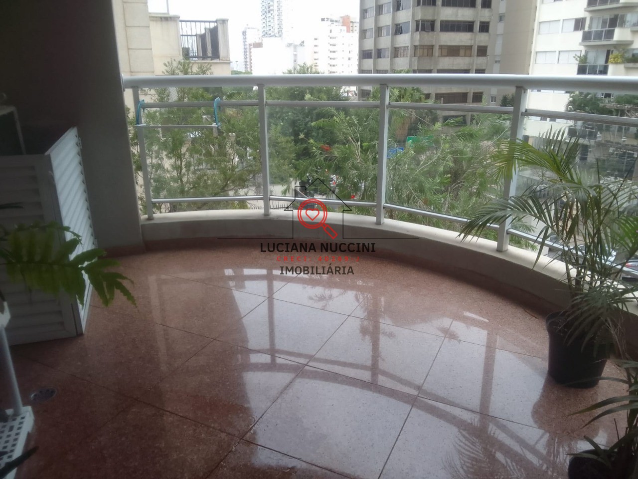 Apartamento 4 dormitórios para locação em Perdizes