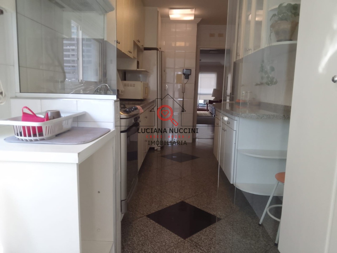 Apartamento 4 dormitórios para locação em Perdizes