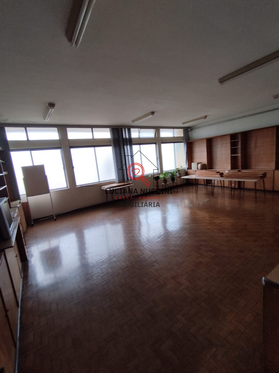 Aluguel de Conjunto Comercial de 1.587m² na Vila Barbosa, São Paulo-SP: sua empresa no lugar certo!