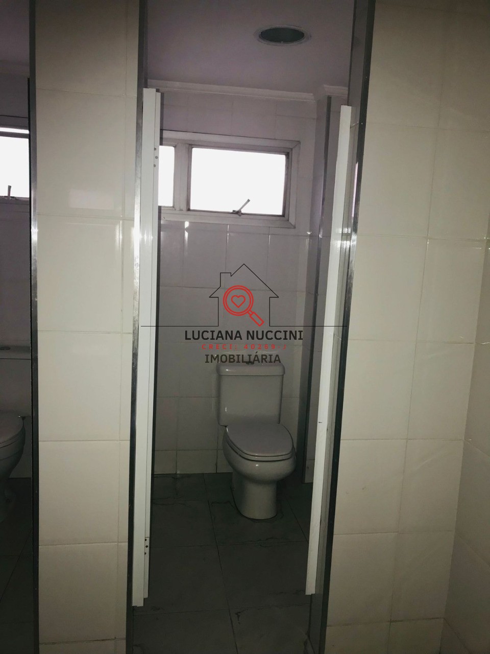 Conjunto Comercial para Locação em São Paulo-SP, Bairro Liberdade: Modernidade e Localização Estratégica!