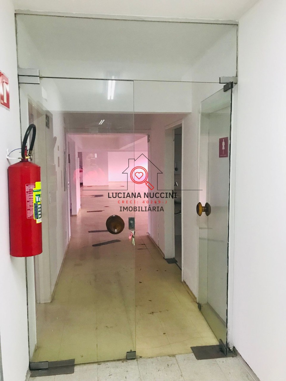 Conjunto Comercial para Locação em São Paulo-SP, Bairro Liberdade: Modernidade e Localização Estratégica!