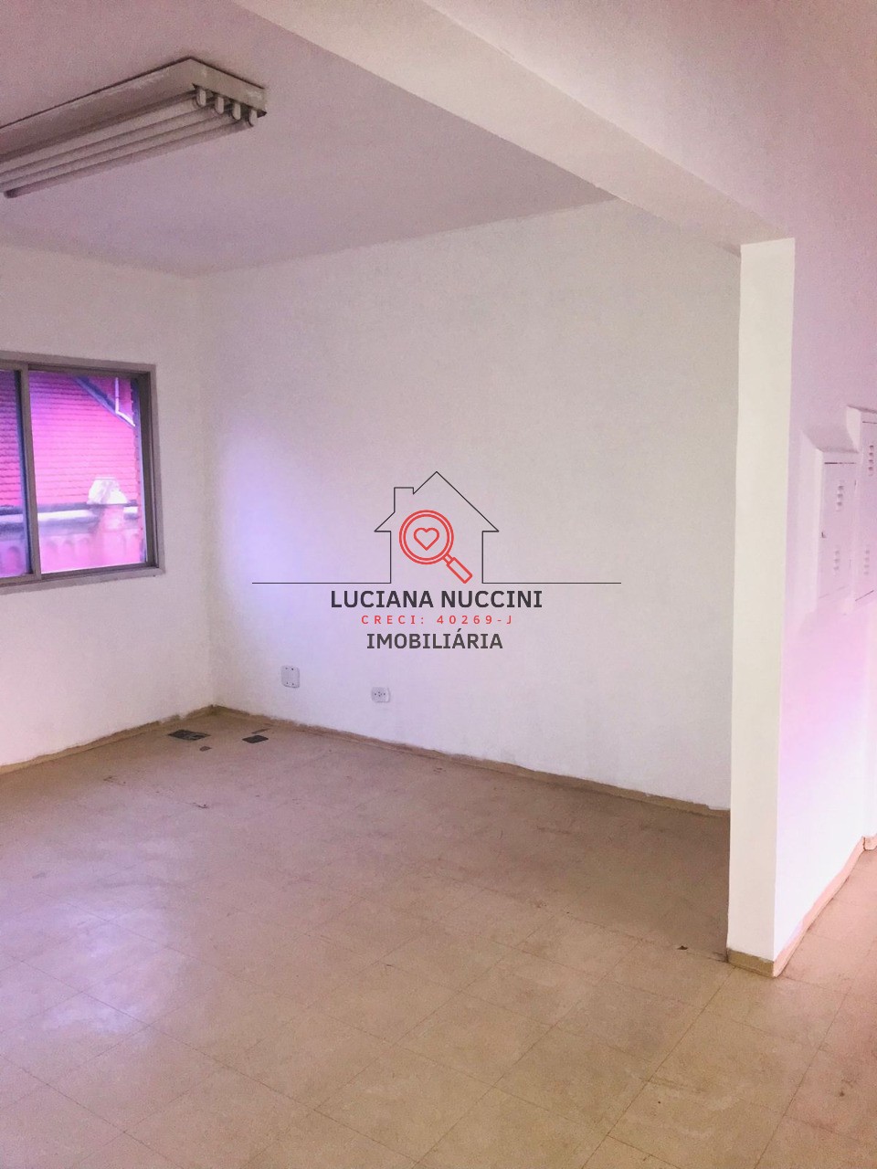 Conjunto Comercial para Locação em São Paulo-SP, Bairro Liberdade: Modernidade e Localização Estratégica!
