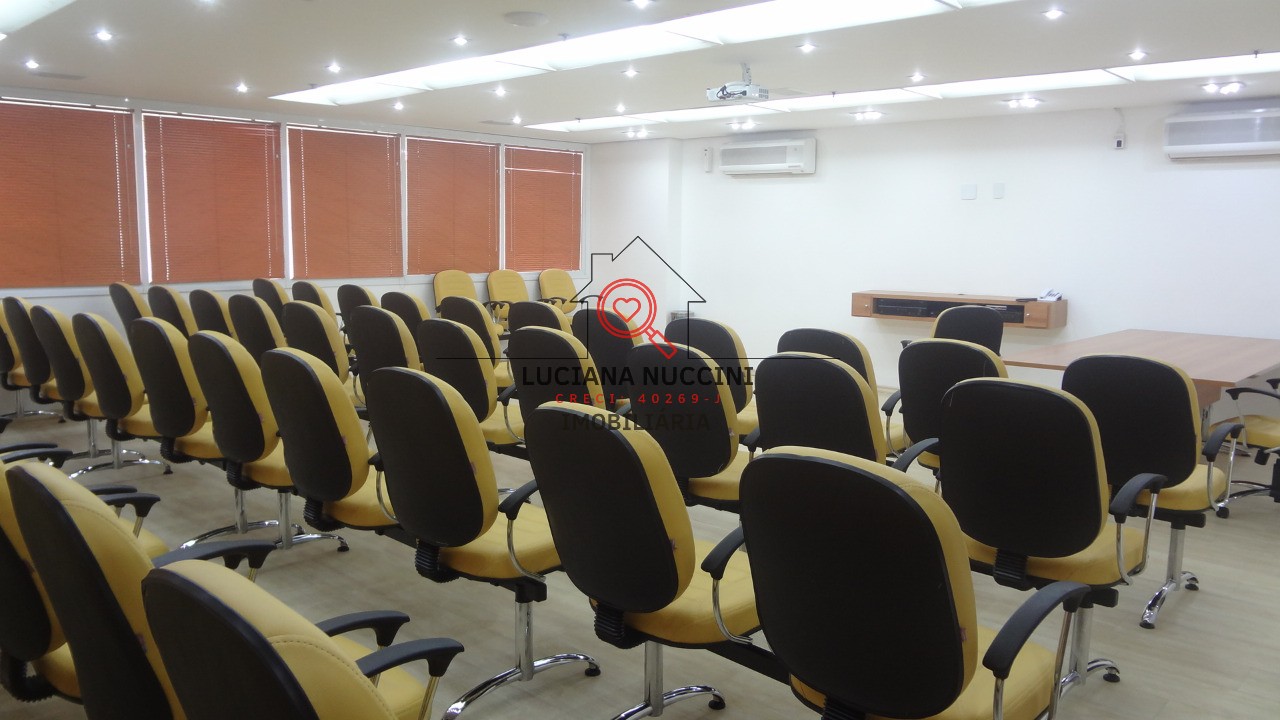 Conjunto Comercial de 200m² na Vila Olímpia - Locação em São Paulo-SP