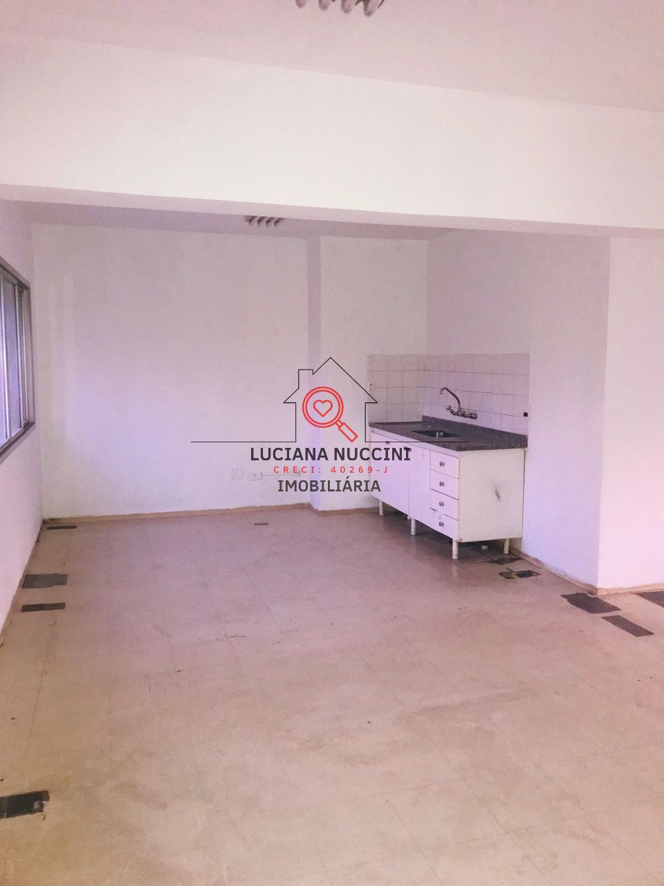 Conjunto Comercial para Locação em São Paulo-SP, Bairro Liberdade: Modernidade e Localização Estratégica!