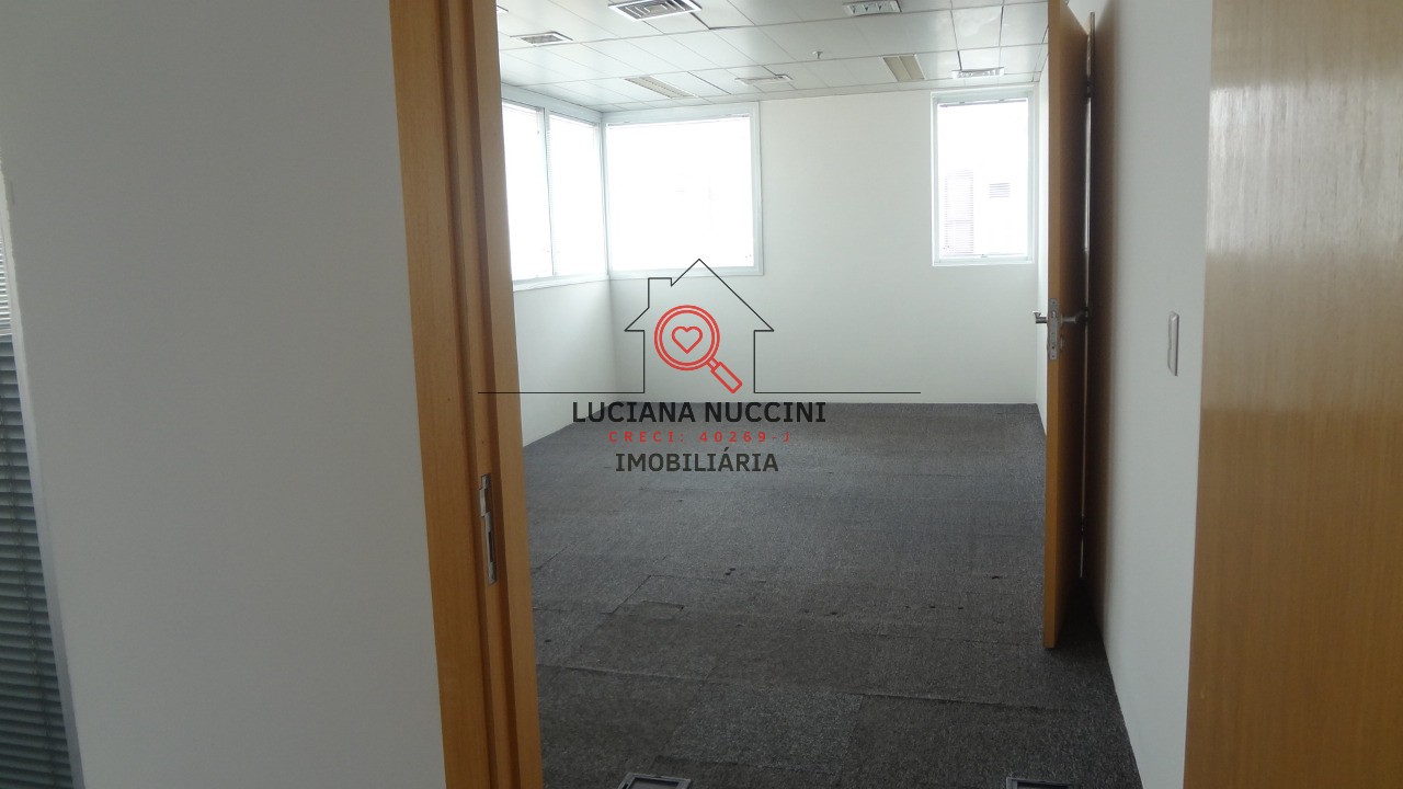 Conjunto Comercial de 200m² na Vila Olímpia - Locação em São Paulo-SP