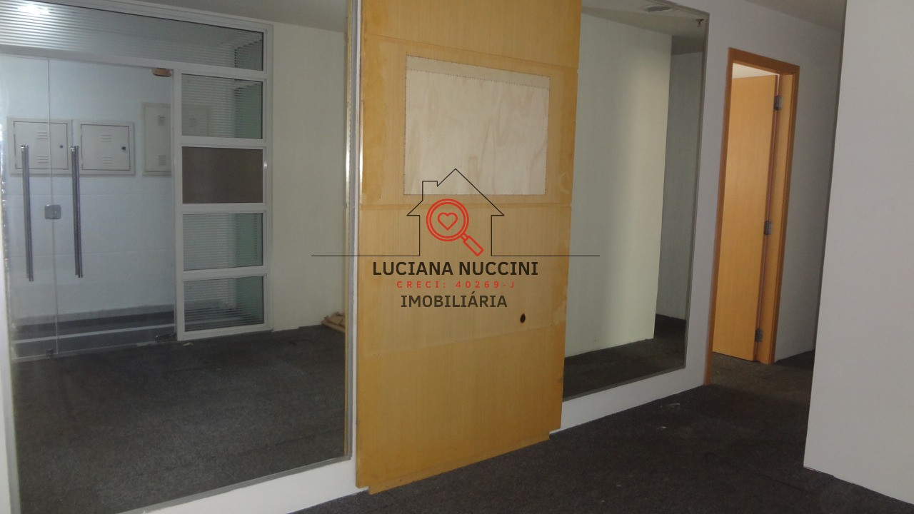 Conjunto Comercial de 200m² na Vila Olímpia - Locação em São Paulo-SP