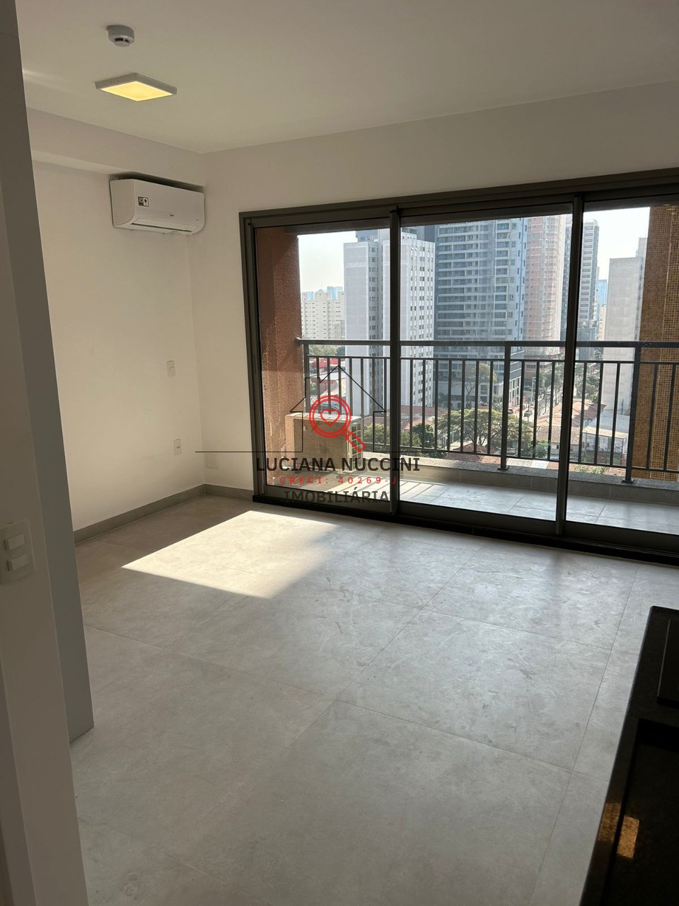 Studio para locação em Santo Amaro, São Paulo-SP: 1 quarto, 1 banheiro, 30m² de área!