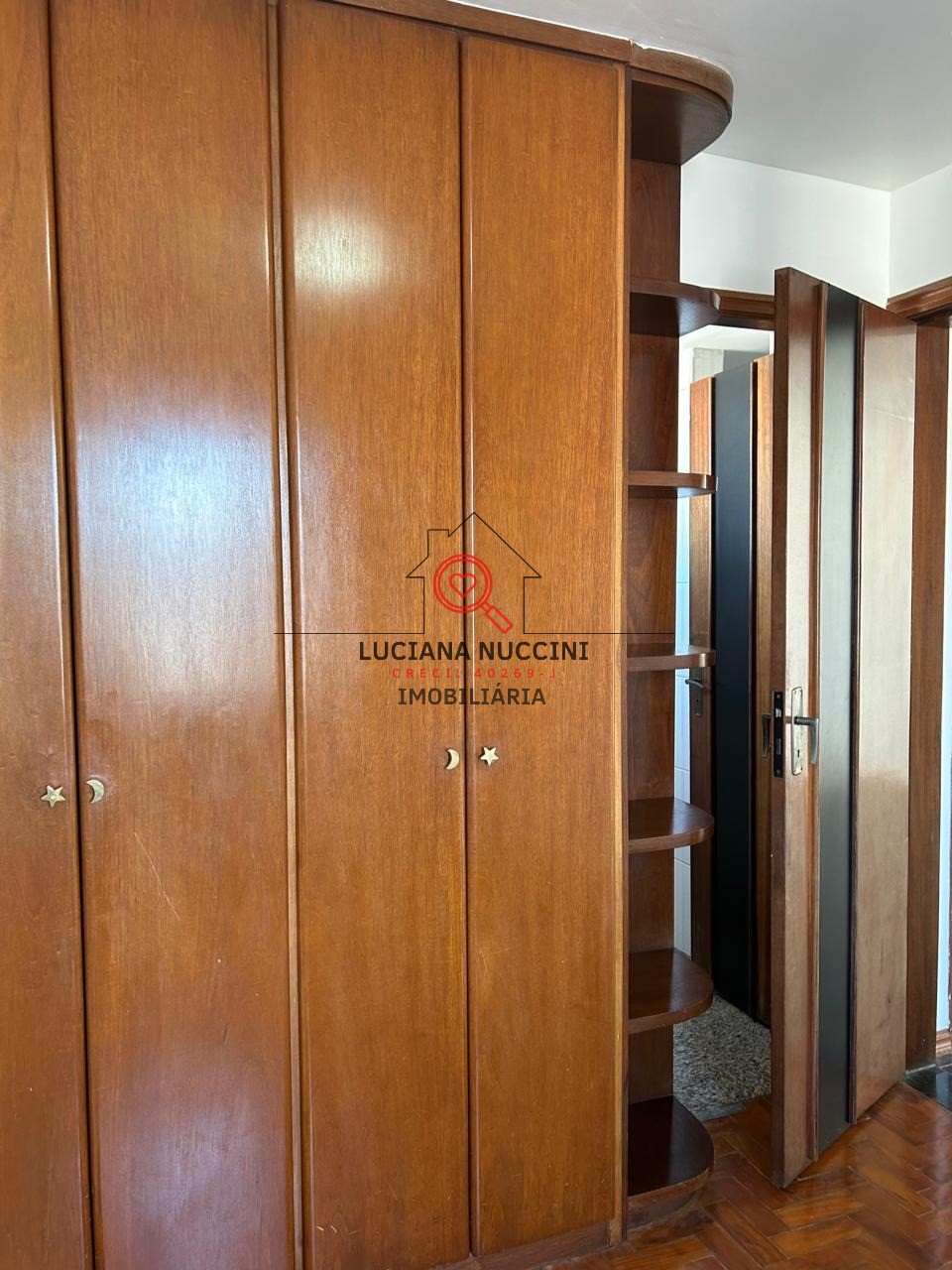 Apartamento para locação em Indianópolis, São Paulo-SP: 2 quartos, 1 sala, 1 banheiro, 1 vaga, 55m². Venha conferir!