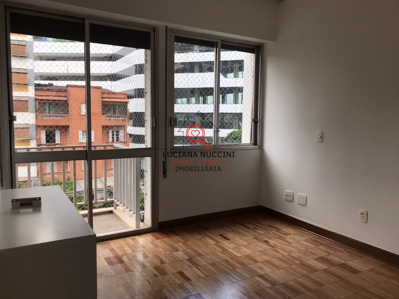 Apartamento de Luxo para Locação em Pinheiros, São Paulo-SP: 3 Quartos, 3 Suítes, 1 Sala, 4 Banheiros, 1 Vaga, 150m²