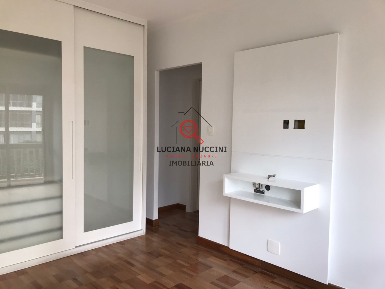Apartamento de Luxo para Locação em Pinheiros, São Paulo-SP: 3 Quartos, 3 Suítes, 1 Sala, 4 Banheiros, 1 Vaga, 150m²