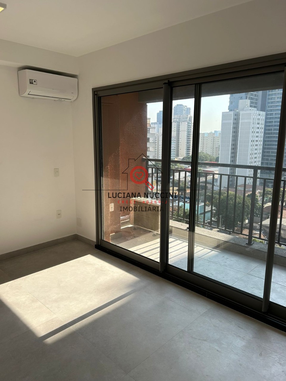 Studio para locação em Santo Amaro, São Paulo-SP: 1 quarto, 1 banheiro, 30m² de área!