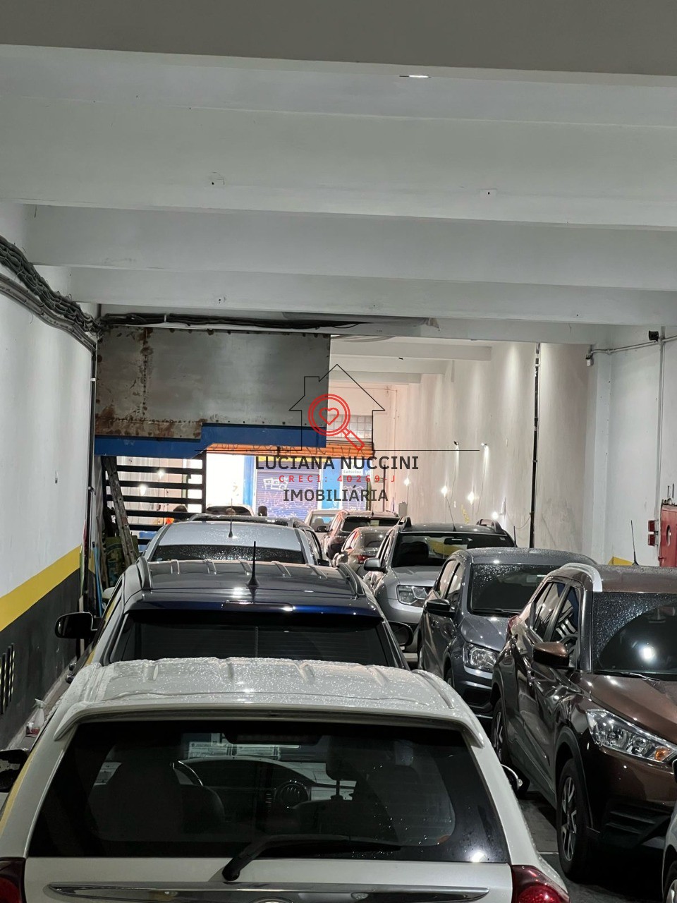 Galpão Comercial de 400m² para Locação na Bela Vista, São Paulo-SP: Excelente oportunidade para seu negócio!