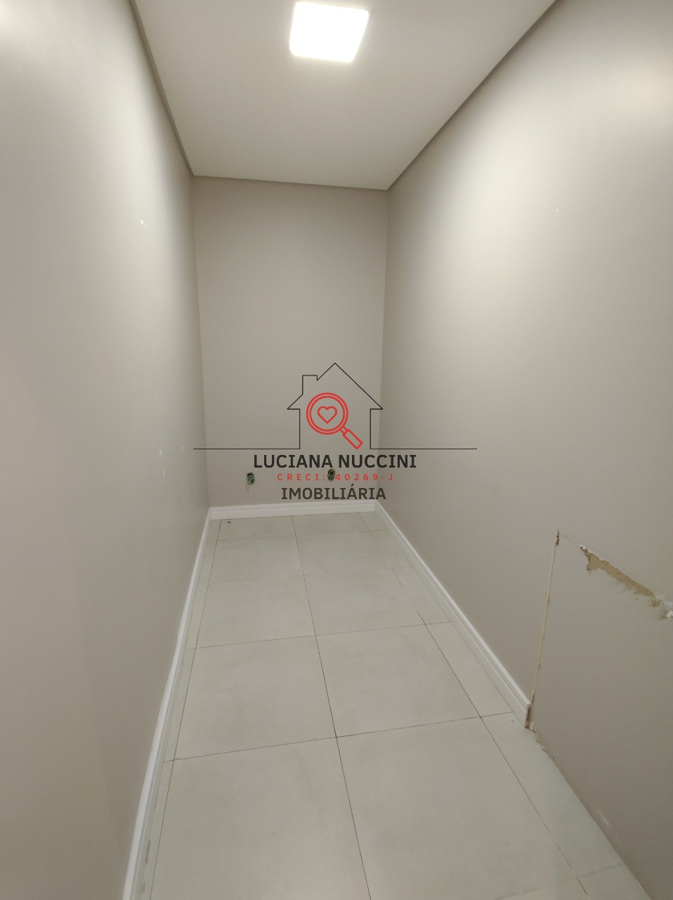 Aluguel de Prédio Comercial em Mirandópolis, São Paulo-SP: 16 salas, 4 banheiros, 690m² de área. Venha conferir!