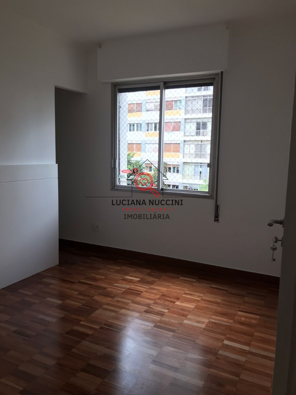 Apartamento de Luxo para Locação em Pinheiros, São Paulo-SP: 3 Quartos, 3 Suítes, 1 Sala, 4 Banheiros, 1 Vaga, 150m²