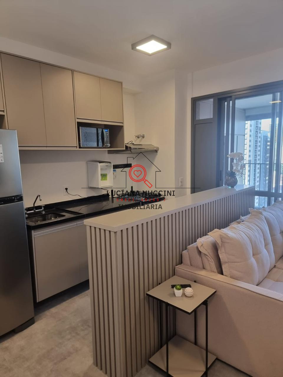 Apartamento para locação de 2 quartos no Jardim das Acácias, São Paulo-SP: 3 banheiros e 69m² de área.
