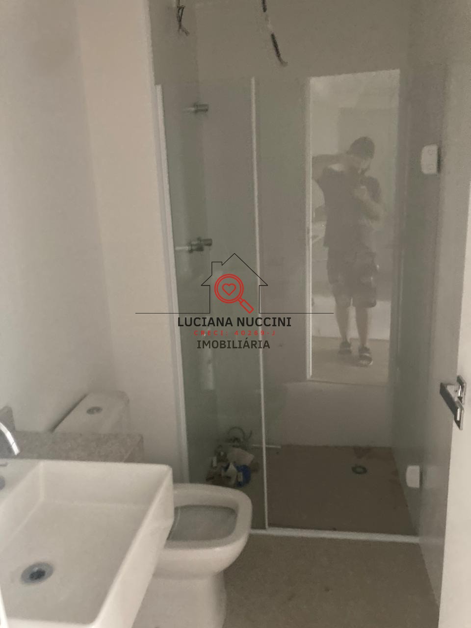 Apartamento para locação em Moema, São Paulo-SP: 2 quartos, 1 banheiro, 35m² de área!