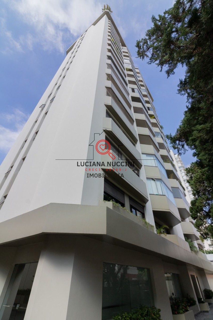Apartamento de alto padrão em Moema, SP: 3 quartos, 1 suíte, 1 sala, 3 banheiros, 2 vagas, 170m². Imperdível!