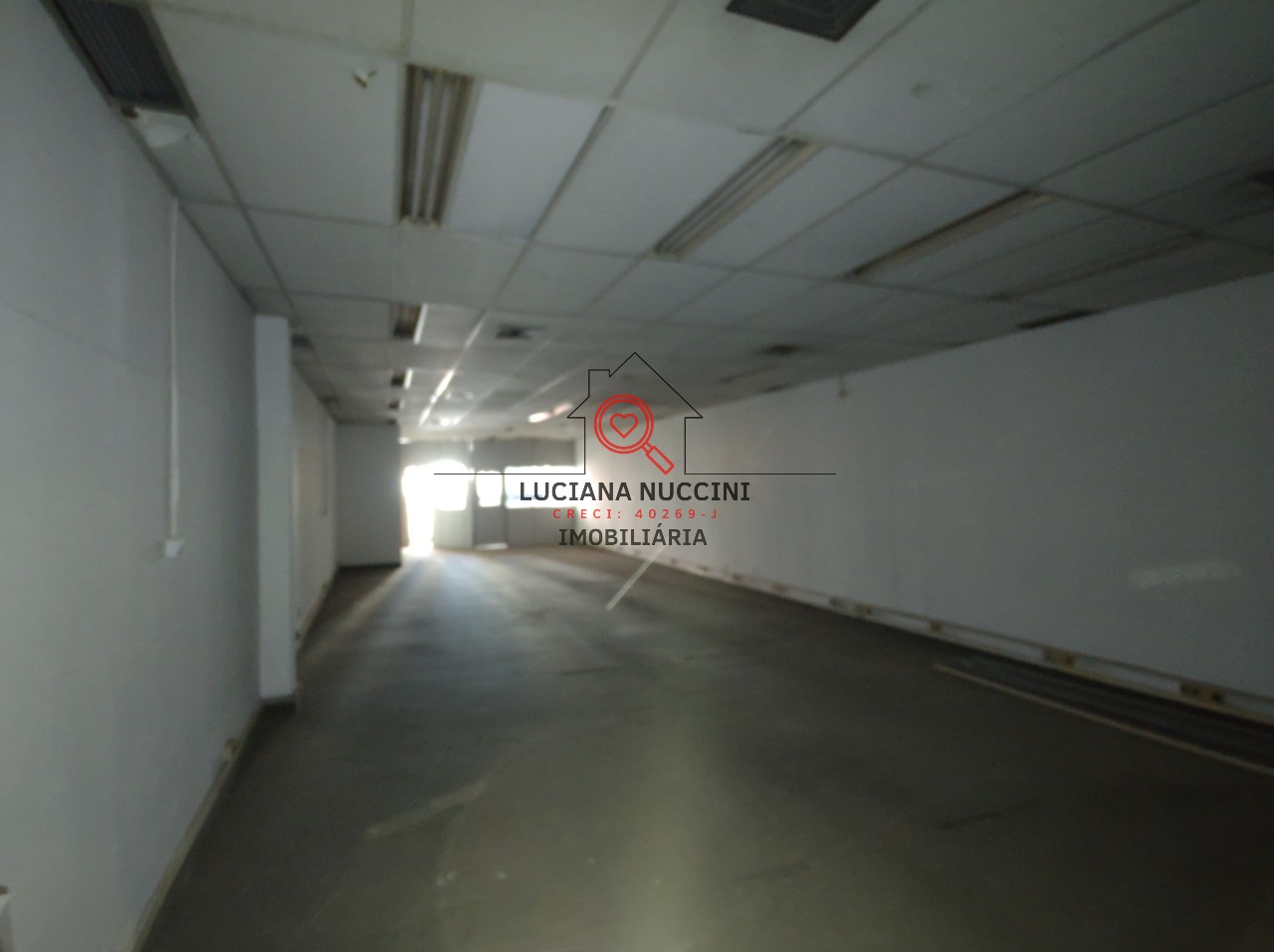 Aluguel de Prédio Comercial de Alto Padrão em São Paulo-SP, no Bairro Mirandópolis: 4 Salas e 200m² de Área.