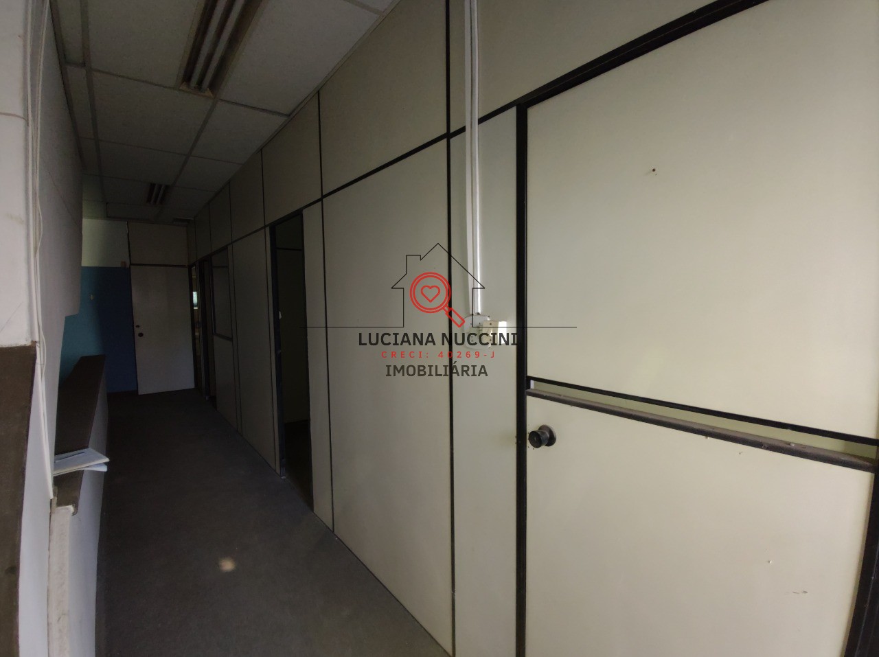 Aluguel de Prédio Comercial de Alto Padrão em São Paulo-SP, no Bairro Mirandópolis: 4 Salas e 200m² de Área.