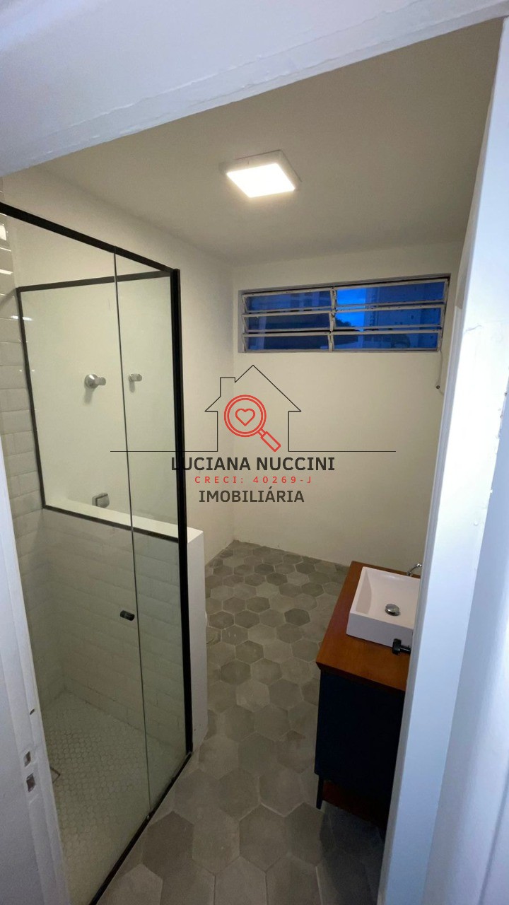 Casa para locação em São Paulo - SP, Aclimação: 3 quartos, 1 sala, 3 banheiros, 1 vaga, 118m² de área. Venha conferir!