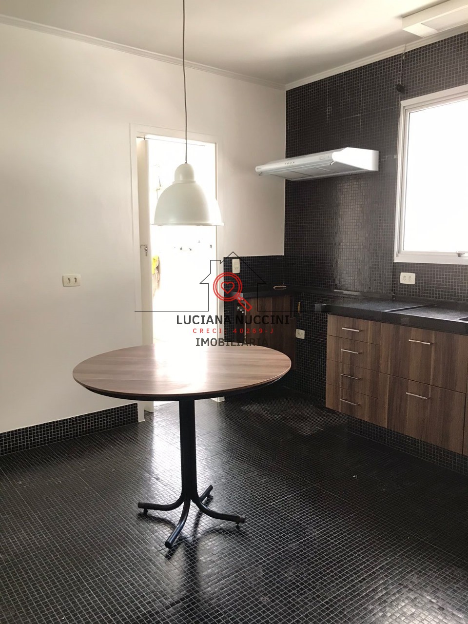Apartamento de Luxo para Locação em Pinheiros, São Paulo-SP: 3 Quartos, 3 Suítes, 1 Sala, 4 Banheiros, 1 Vaga, 150m²