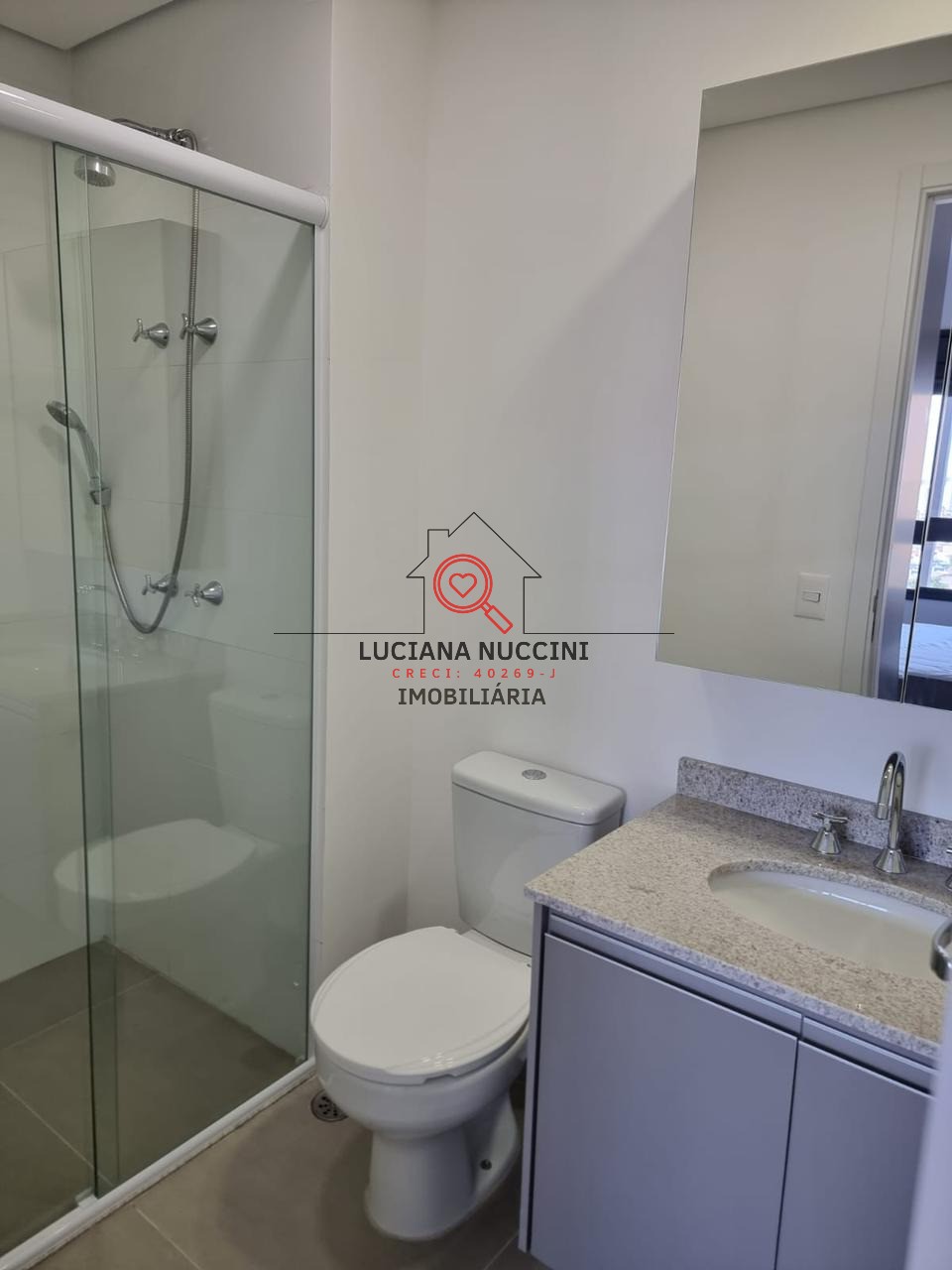 Apartamento para locação de 2 quartos no Jardim das Acácias, São Paulo-SP: 3 banheiros e 69m² de área.