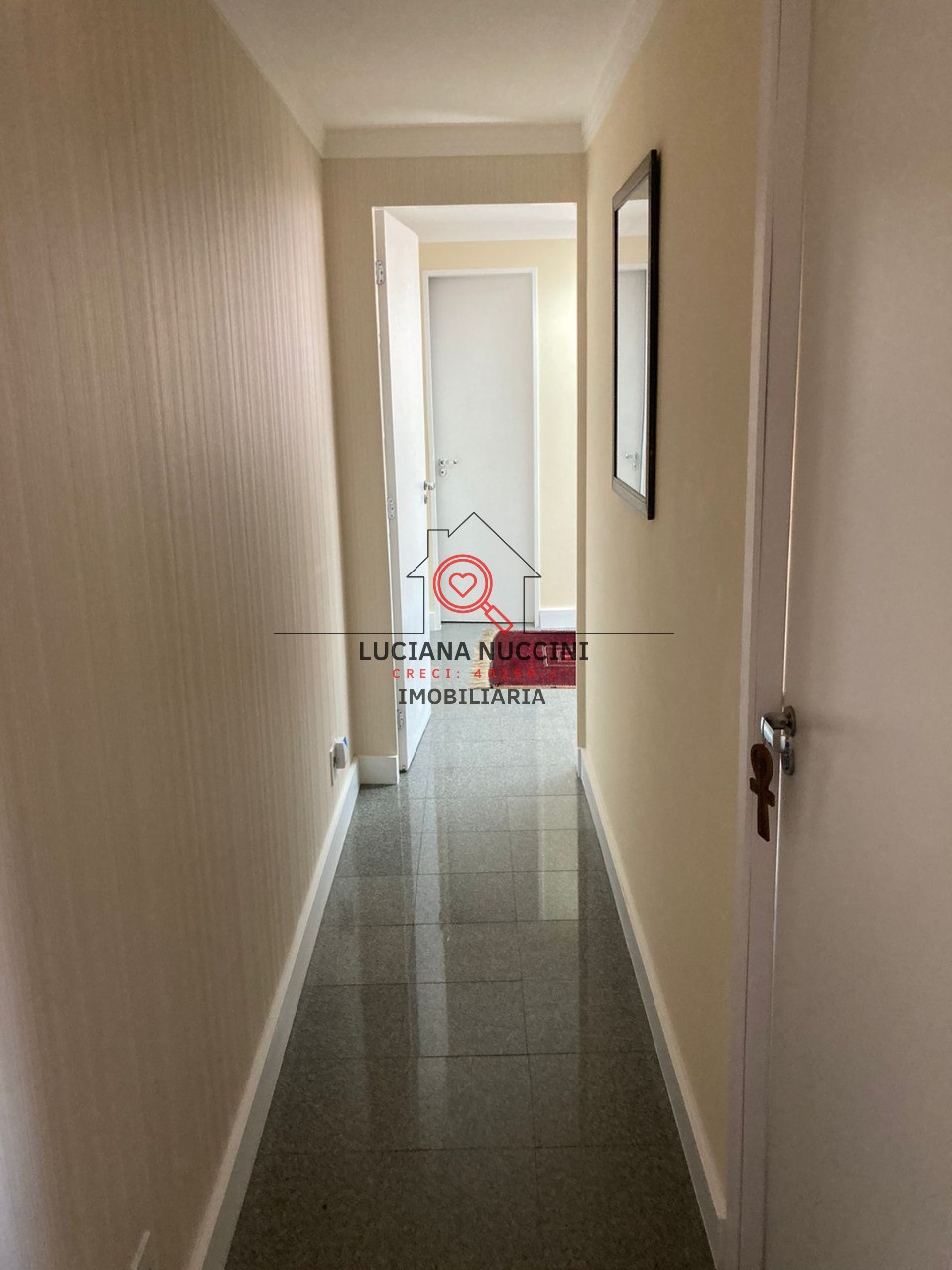 Conjunto Comercial para Locação em Indianópolis, São Paulo-SP: 2 Salas, 1 Vaga de Garagem, 40m² Área.