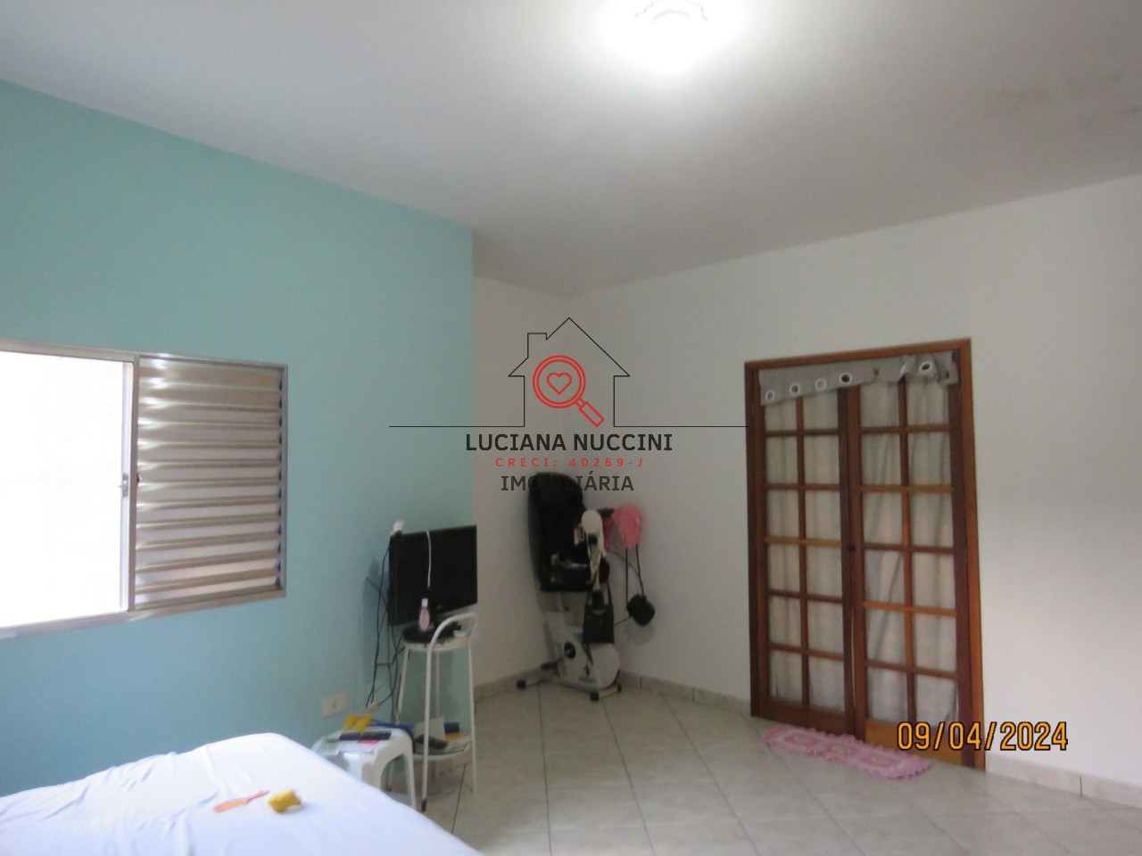 Imperdível! Casa à venda em São Paulo-SP, Sacomã. 2 quartos, 2 salas, 2 banheiros, 2 vagas e 120m². Venha conferir!