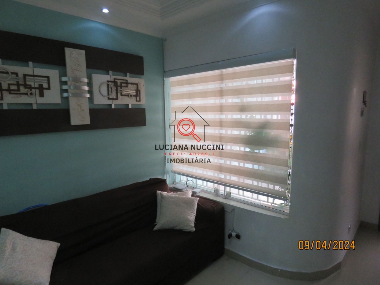 Imperdível! Casa à venda em São Paulo-SP, Sacomã. 2 quartos, 2 salas, 2 banheiros, 2 vagas e 120m². Venha conferir!