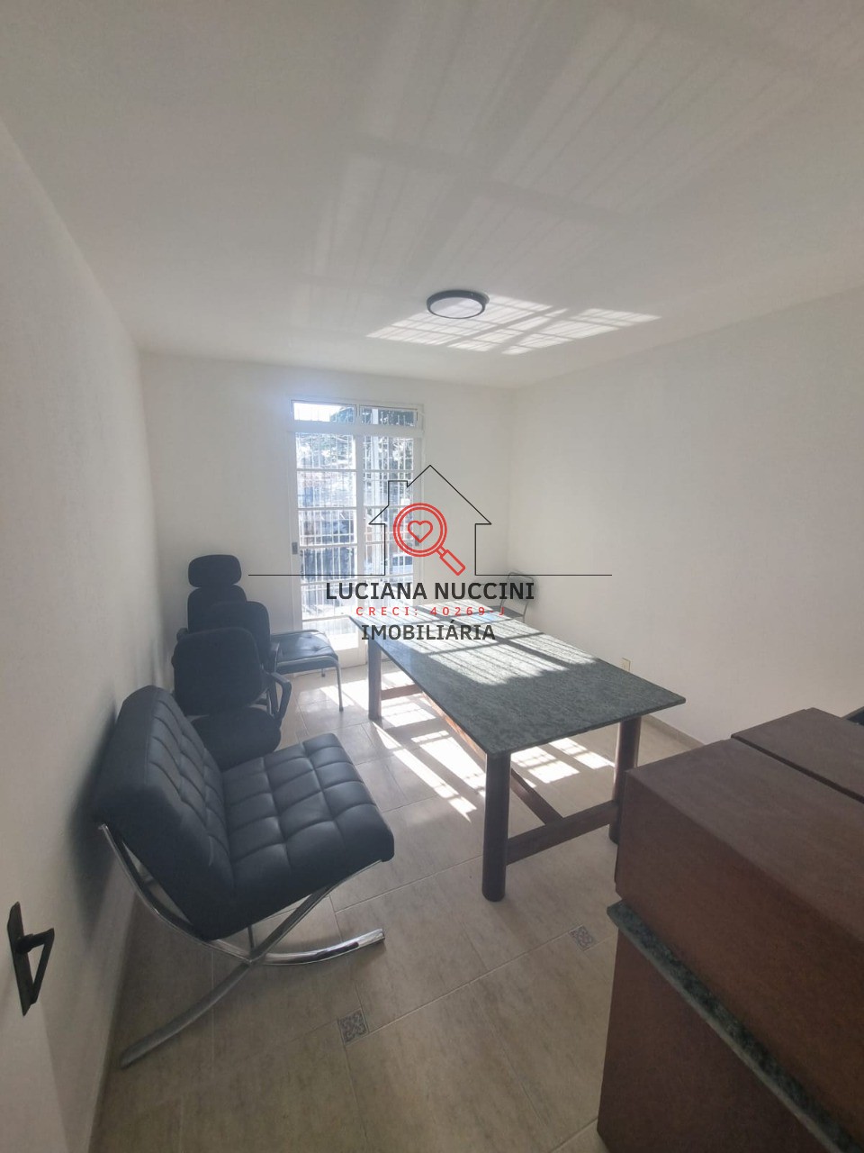 Conjunto Comercial de Alto Padrão para Locação em São Paulo-SP, Chácara Santo Antônio: 2 Vagas de Garagem e 65m² de Área.