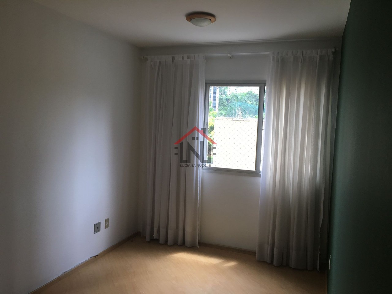 Apartamento à venda em São Paulo: 2 quartos, 1 sala, 2 banheiros e vaga na Vila Andrade, 52 m² de luxo!