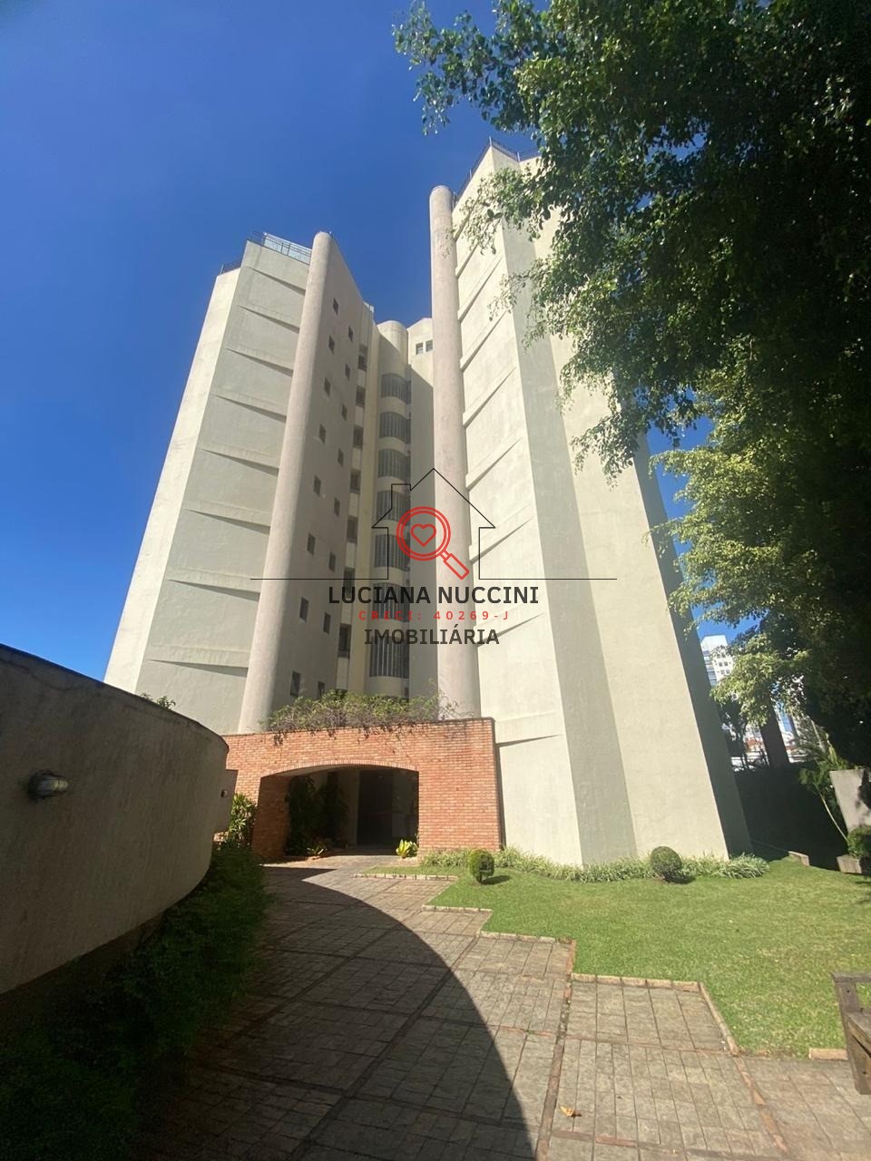 Cobertura de Luxo na Vila Mariana: 3 Quartos, 1 Suíte, 3 Banheiros, 3 Vagas de Garagem, 377m² de Pura Elegância em SP