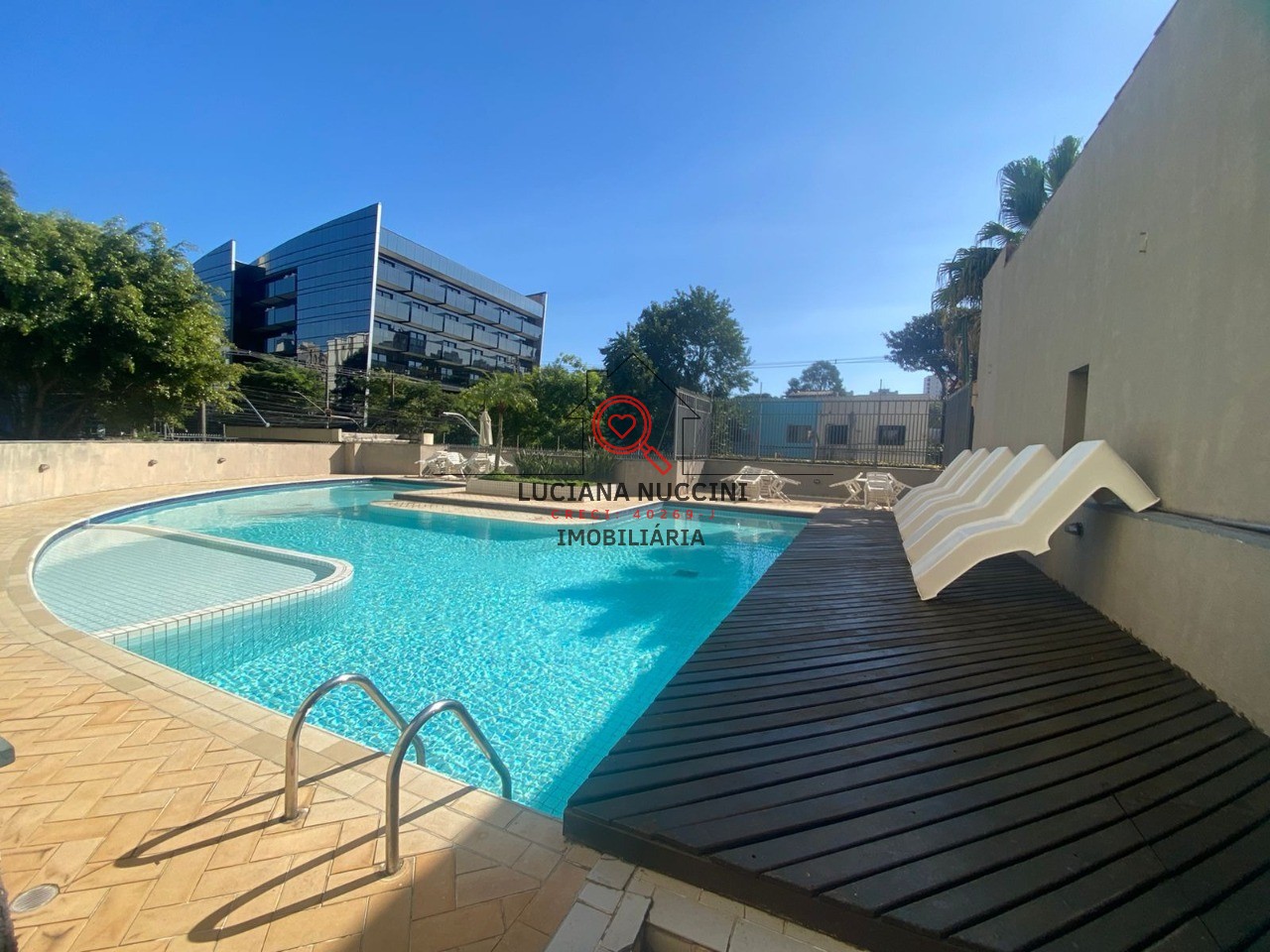Cobertura de Luxo na Vila Mariana: 3 Quartos, 1 Suíte, 3 Banheiros, 3 Vagas de Garagem, 377m² de Pura Elegância em SP