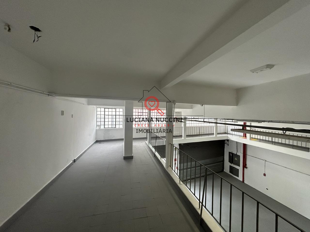 Conjunto Comercial para Locação em São Paulo-SP, Mirandópolis: 3 banheiros, 1.300 m² de Área.
