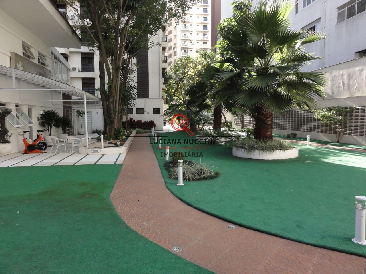 Imperdível oportunidade: Apartamento à venda em Cerqueira César, São Paulo-SP! 2 quartos, 1 suíte, 1 sala, 2 vagas de garagem, 92m².