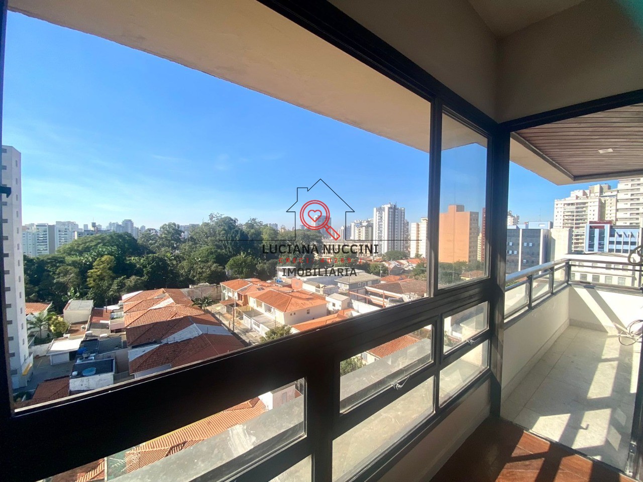 Cobertura de Luxo na Vila Mariana: 3 Quartos, 1 Suíte, 3 Banheiros, 3 Vagas de Garagem, 377m² de Pura Elegância em SP