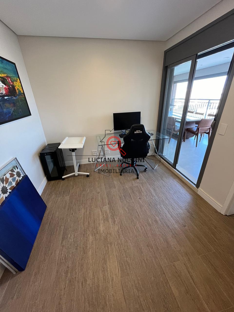 Apartamento de Luxo para Locação na Vila Clementino - São Paulo-SP: 3 Quartos, 3 Suítes, 2 Salas, 4 Banheiros.