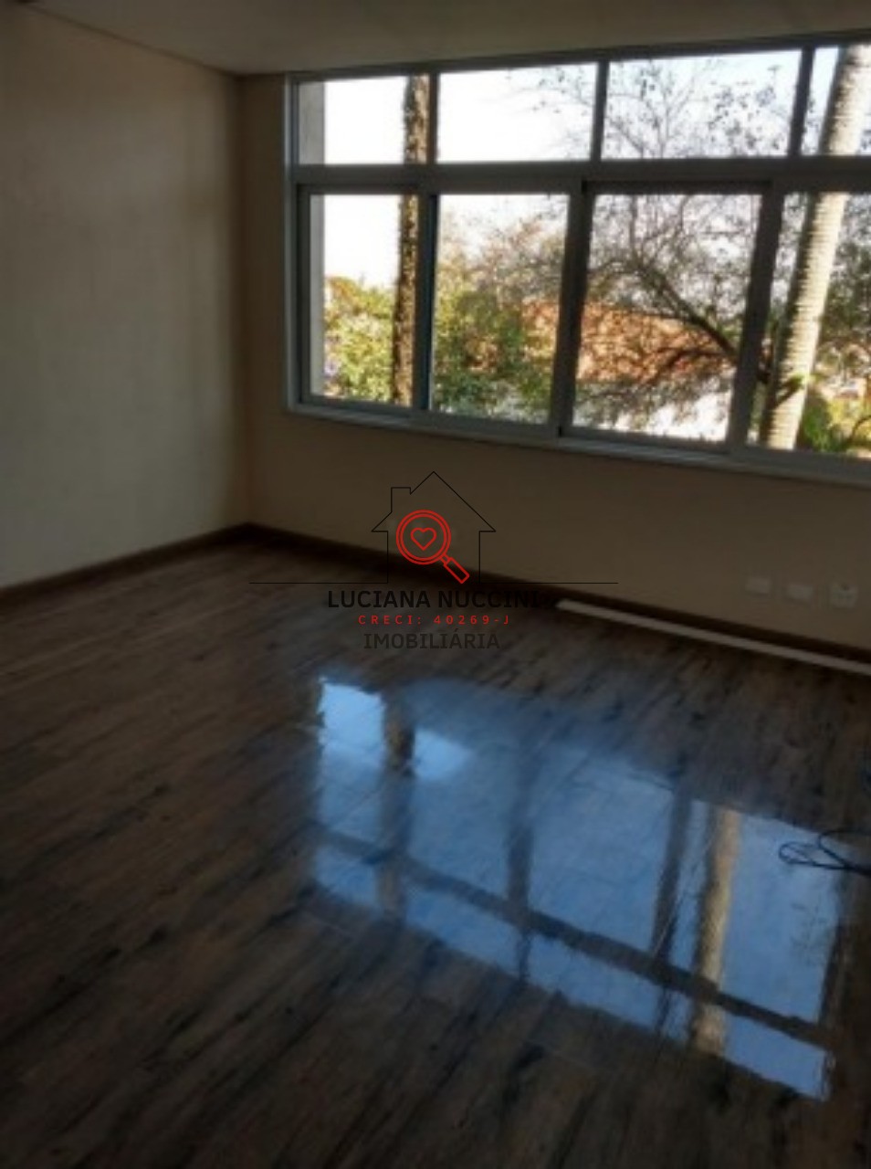 Conjunto Comercial com 20 Salas e 40 Vagas de Garagem em Indianópolis, São Paulo-SP - 5.080 m² Disponíveis!