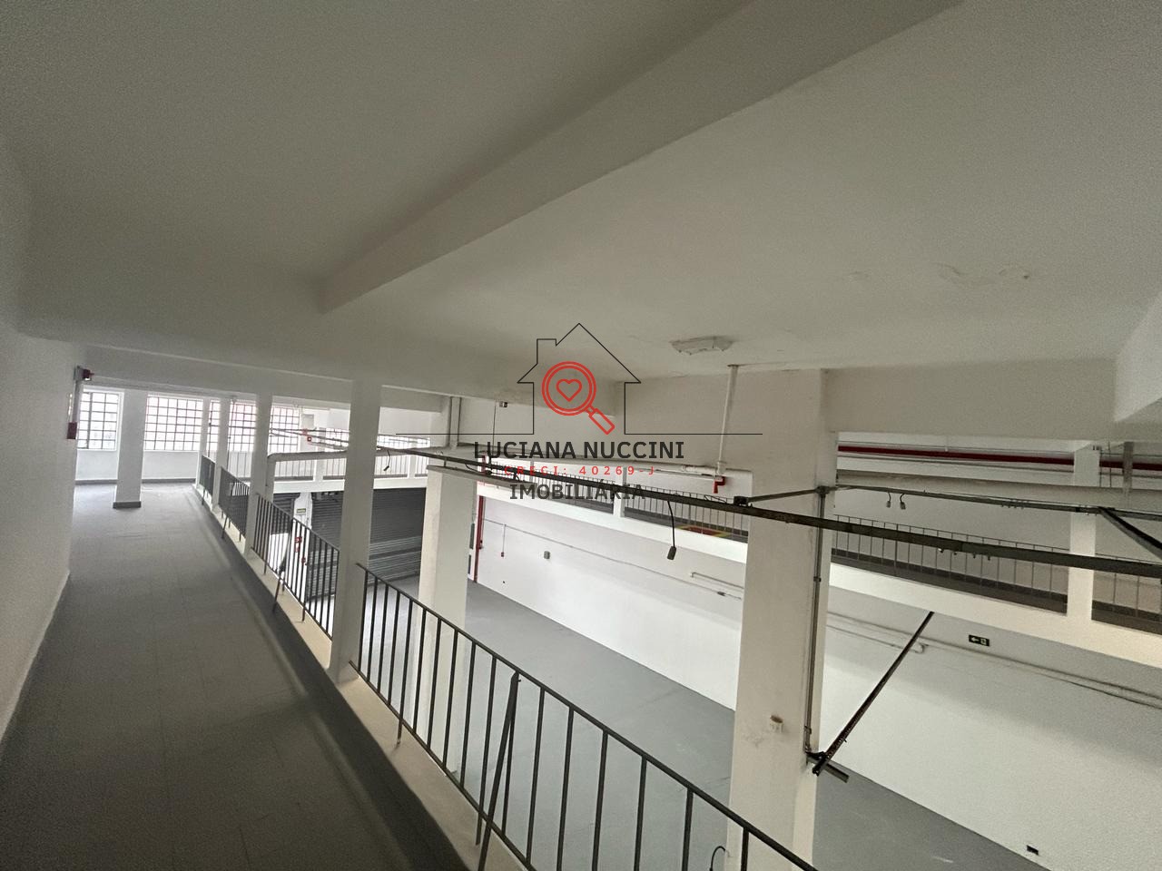 Conjunto Comercial para Locação em São Paulo-SP, Mirandópolis: 3 banheiros, 1.300 m² de Área.
