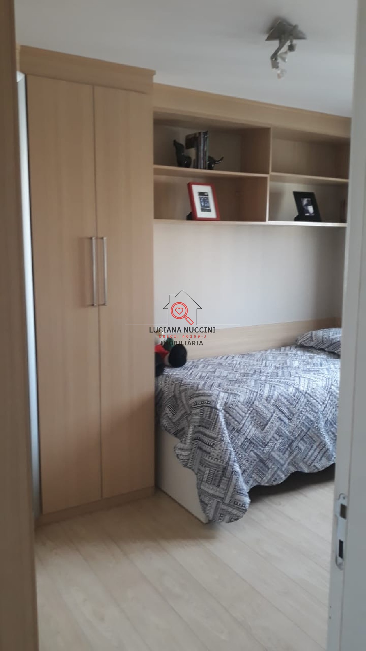 Apartamento de luxo com 3 suítes e 4 vagas na Vila Monumento, São Paulo-SP! 141m² de sofisticação e conforto.